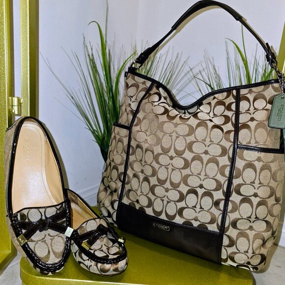 Coach Signature Loafers - Picture 7 of 7